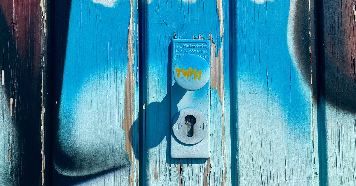 Storefront Door Lock Repair — Soho Locksmith NYC Corp