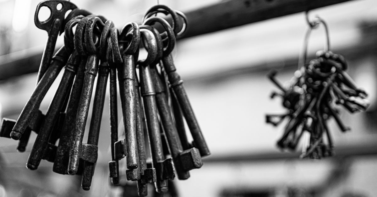 How Much Does an NYC Locksmith Cost in 2025? — Soho Locksmith NYC Corp