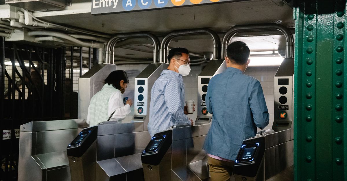 Why Commercial Buildings in NYC Rely on Keypad & Fob Access Control — Soho Locksmith NYC Corp